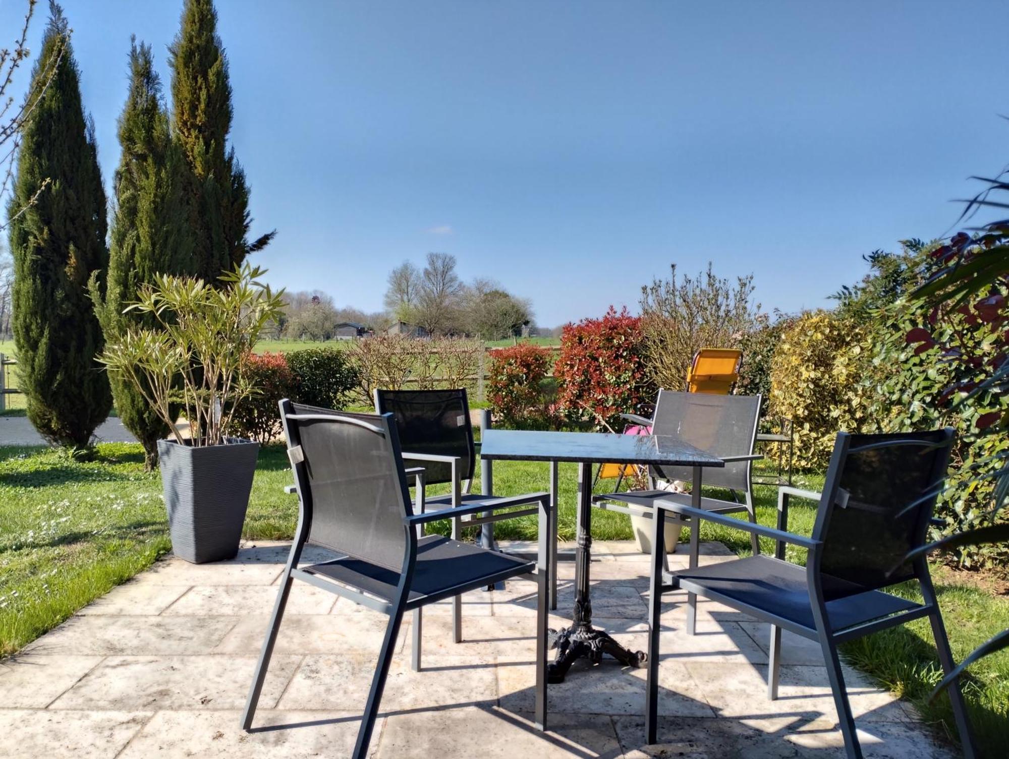 Le Pigeonnier Villa Chouzy-sur-Cisse Exteriör bild
